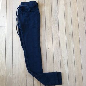 💙3/20$ AeroPostale Navy Sweatpants